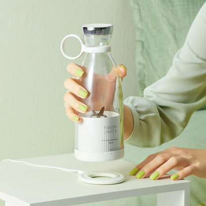The Ultimate Portable Juicer Blender